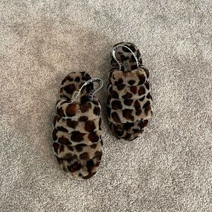 UGG Cheetah fluffy slippers Size 6